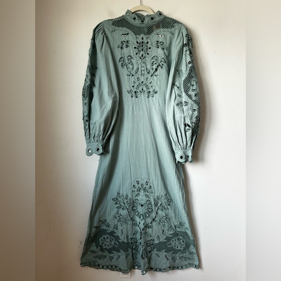 FARM Rio Dresses & Skirts - FARM RIO Elegant Green Embroidered MIDI Dress